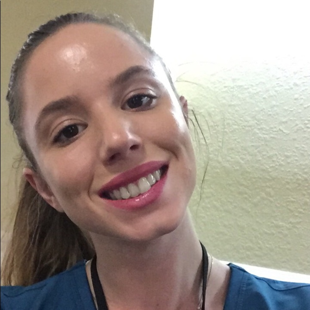 Meet your Posher, Izabella